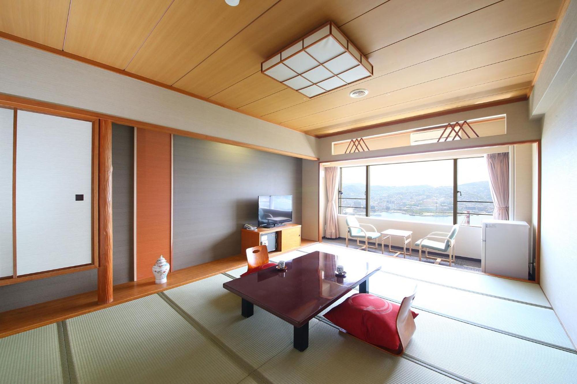 Ooedo Onsen Monogatari Nagasaki Hotel Seifu Exterior photo